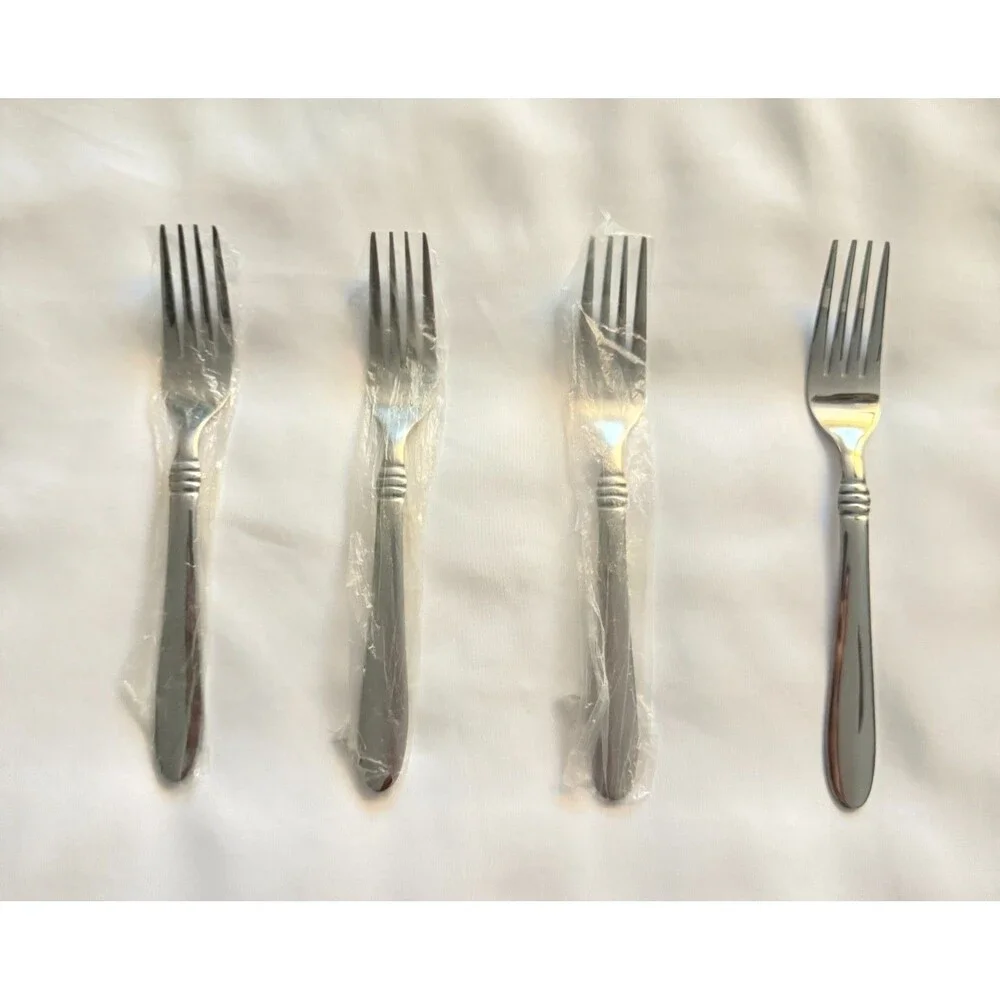 Oneida Banbury Set of 4 Salad Forks New Unused Stainless Steel Flatware China